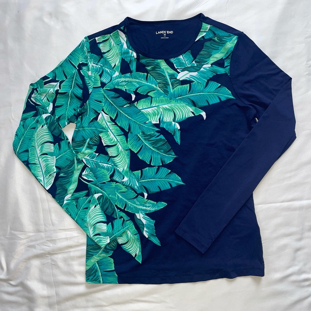 Lands’ End Long Sleeve Swim Tee Rash Guard — Deep Sea Cascade Leaf, XS